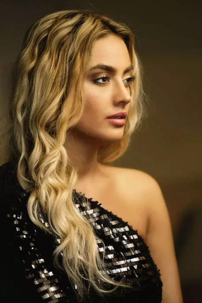 Studio videochat acasa - Ce inseamna sa faci videochat la domiciliu si cum se face videochat-ul acasa - 3